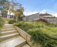 A semi detached family home Verney Close Berkhamsted - 14