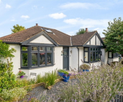 Detached Bungalow Cemmaes Court Road, Boxmoor